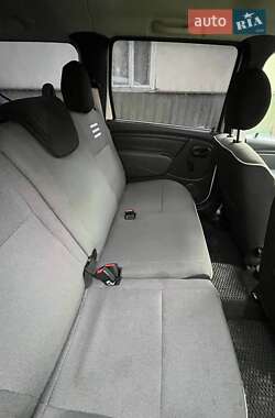Седан Dacia Logan 2012 в Ивано-Франковске