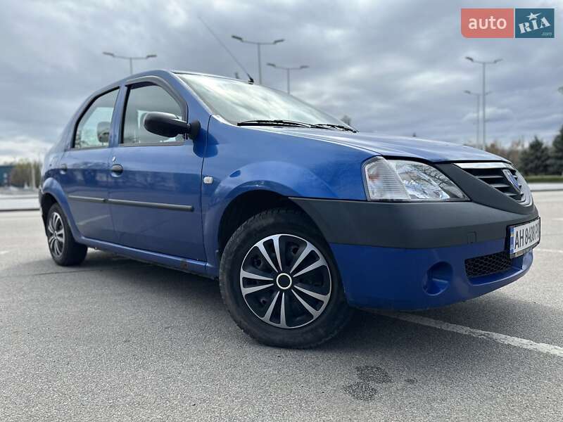 Седан Dacia Logan 2006 в 