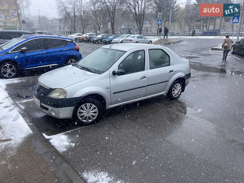 Седан Dacia Logan 2007 в 