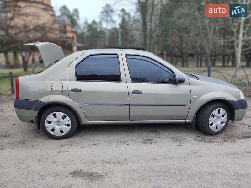Седан Dacia Logan 2007 в Борисполі