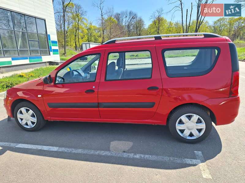 Седан Dacia Logan 2009 в Краматорске