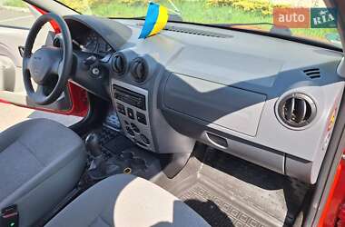 Седан Dacia Logan 2009 в 