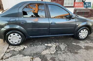 Седан Dacia Logan 2010 в 