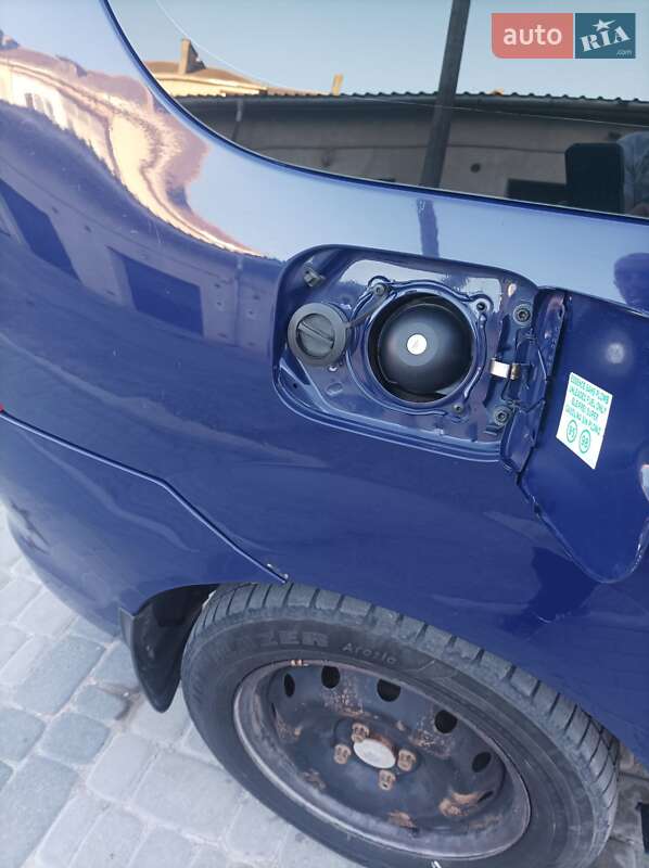 Седан Dacia Logan 2009 в Чорткові