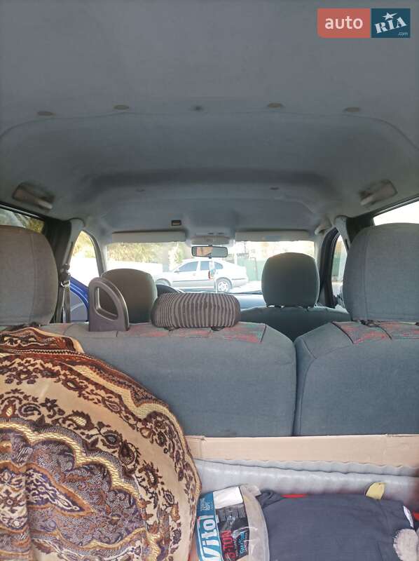 Седан Dacia Logan 2009 в Чорткові