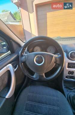 Седан Dacia Logan 2008 в 