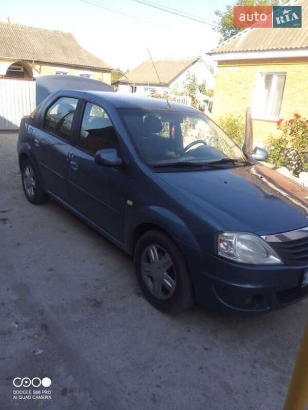 Седан Dacia Logan 2008 в 