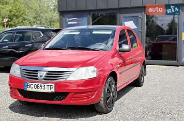 Седан Dacia Logan 2008 в Львові