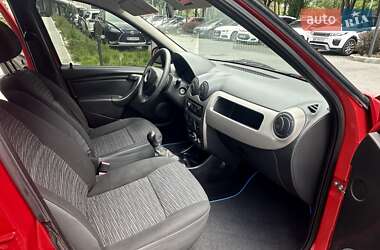Седан Dacia Logan 2008 в 