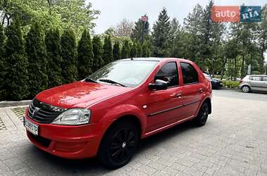 Седан Dacia Logan 2008 в 