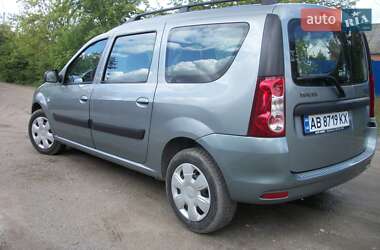 Седан Dacia Logan 2009 в 