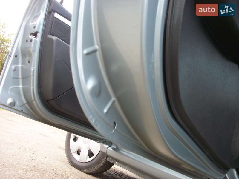 Седан Dacia Logan 2009 в Виннице