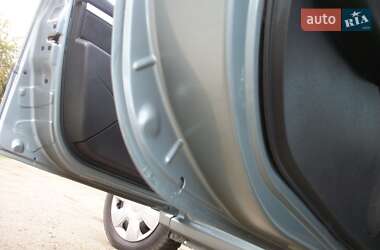 Седан Dacia Logan 2009 в 