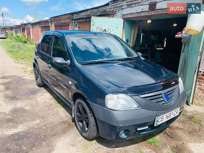 Седан Dacia Logan 2005 в Чернігові