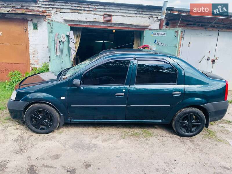 Седан Dacia Logan 2005 в Чернігові