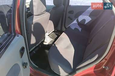 Седан Dacia Logan 2006 в 