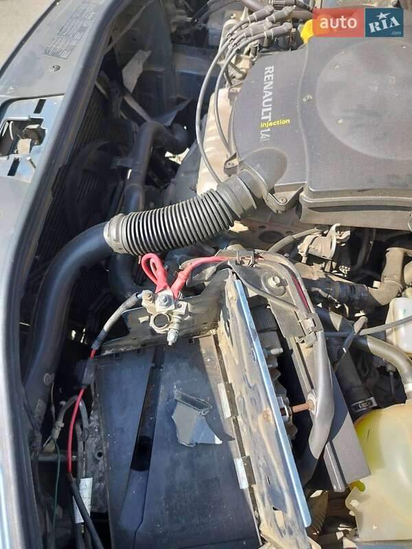 Седан Dacia Logan 2008 в Ромнах фото 5 Седан Dacia Logan 2008 в Ромнах