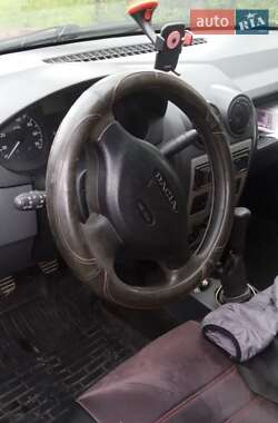 Седан Dacia Logan 2006 в Бориславе