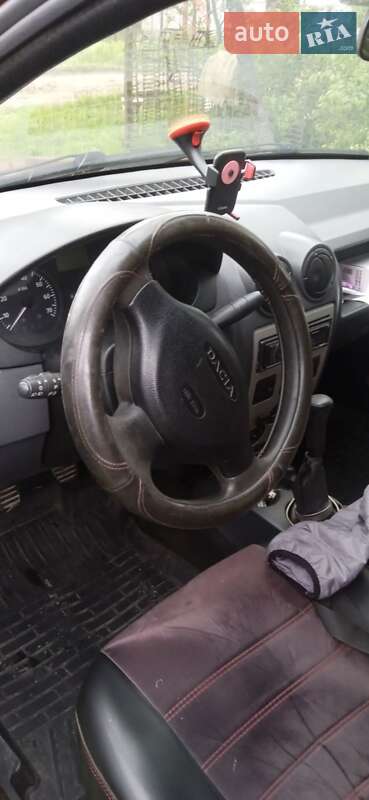 Седан Dacia Logan 2006 в Бориславе