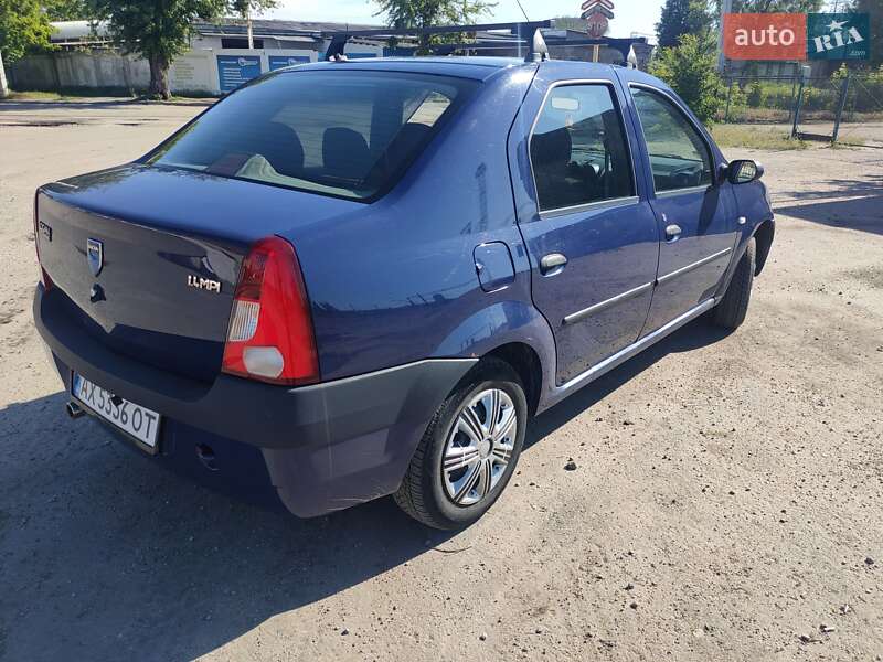 Седан Dacia Logan 2007 в Харкові