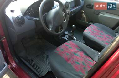 Седан Dacia Logan 2006 в 