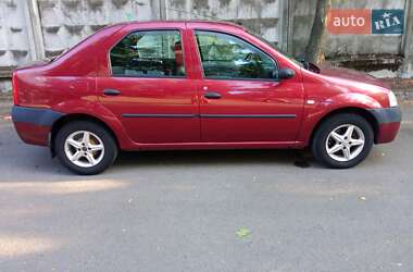 Седан Dacia Logan 2006 в Києві