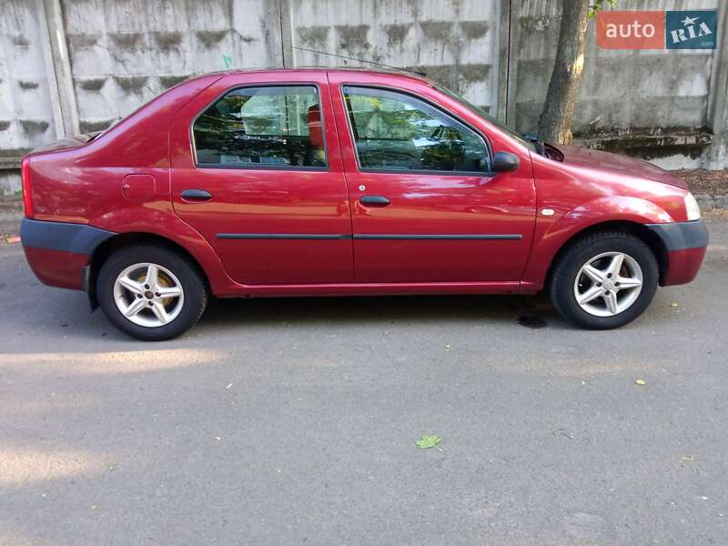 Седан Dacia Logan 2006 в 