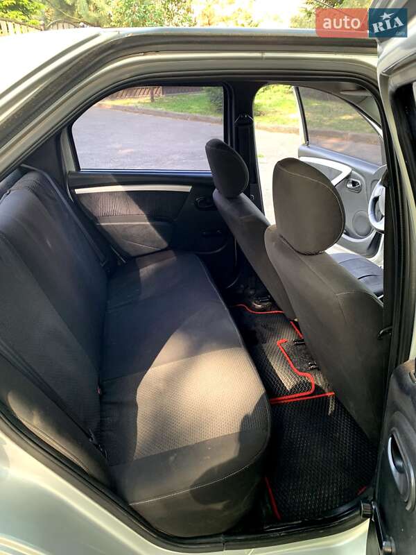 Седан Dacia Logan 2008 в Сумах