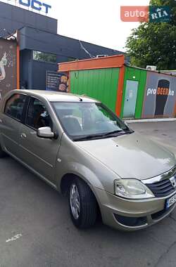 Седан Dacia Logan 2008 в Харькове
