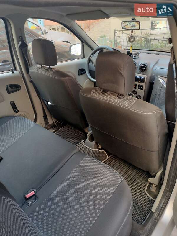Седан Dacia Logan 2007 в Одессе фото 11 Седан Dacia Logan 2007 в Одессе