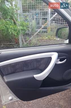 Седан Dacia Logan 2008 в 