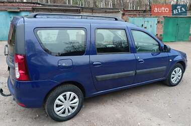 Седан Dacia Logan 2009 в 