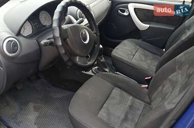 Седан Dacia Logan 2009 в 