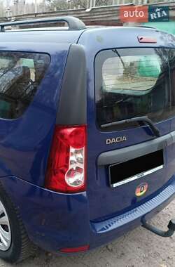 Седан Dacia Logan 2009 в 