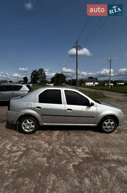 Седан Dacia Logan 2006 в 