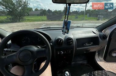 Седан Dacia Logan 2006 в 