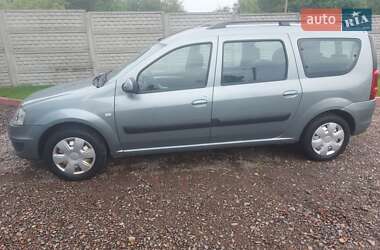 Седан Dacia Logan 2009 в 