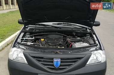 Седан Dacia Logan 2008 в 