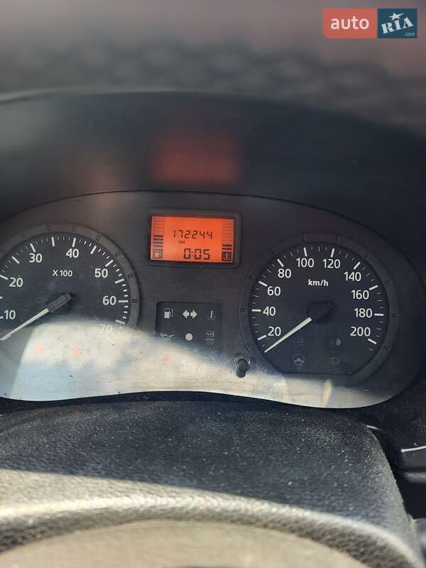 Седан Dacia Logan 2007 в Киеве фото 10 Седан Dacia Logan 2007 в Киеве