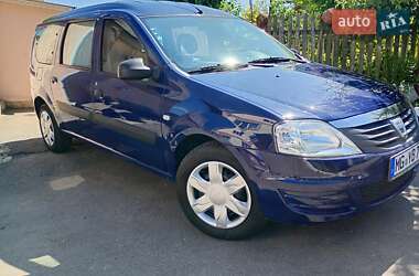 Седан Dacia Logan 2009 в Калиновке