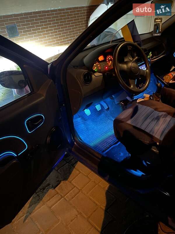 Седан Dacia Logan 2006 в Івано-Франківську фото 7 Седан Dacia Logan 2006 в Івано-Франківську