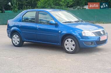Седан Dacia Logan 2010 в Харкові