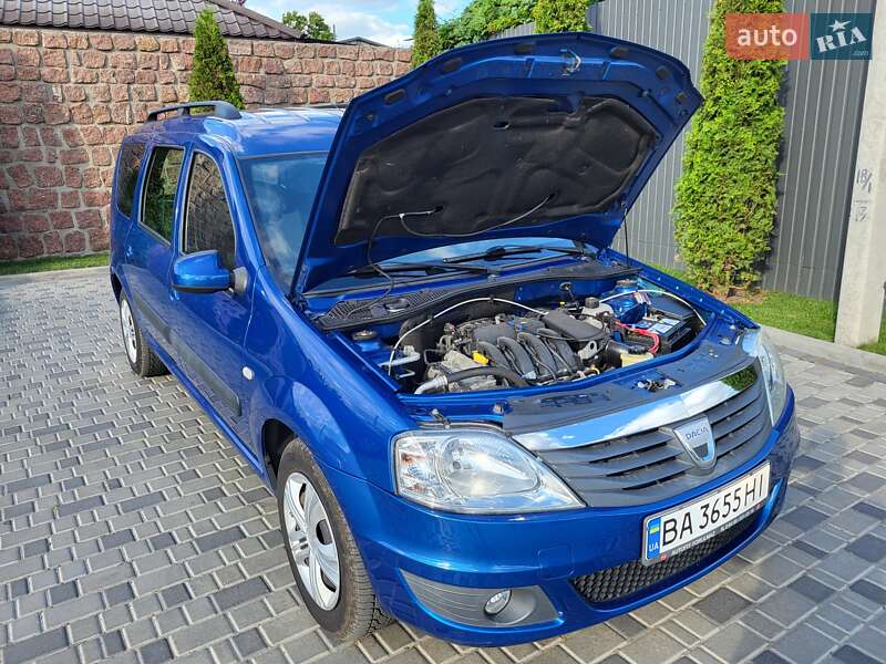 Седан Dacia Logan 2010 в Кропивницком