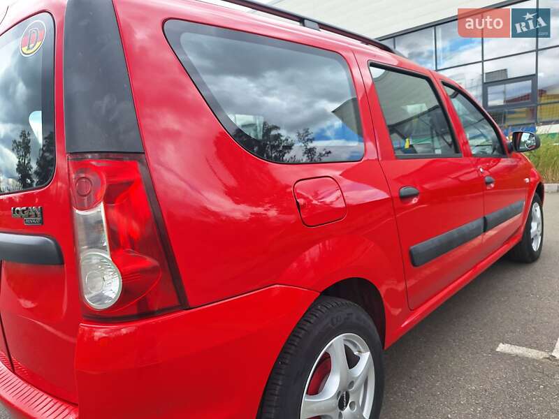 Седан Dacia Logan 2010 в Краматорске