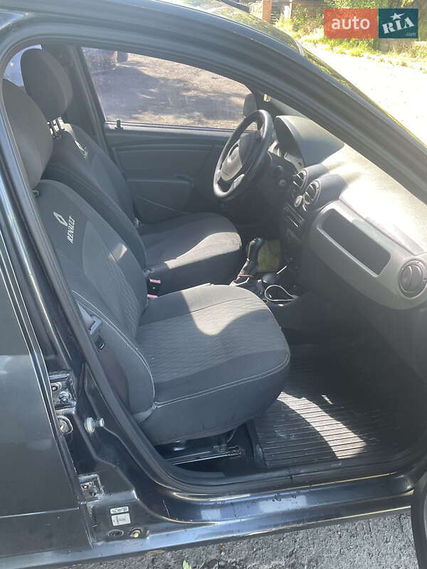 Седан Dacia Logan 2008 в Львове