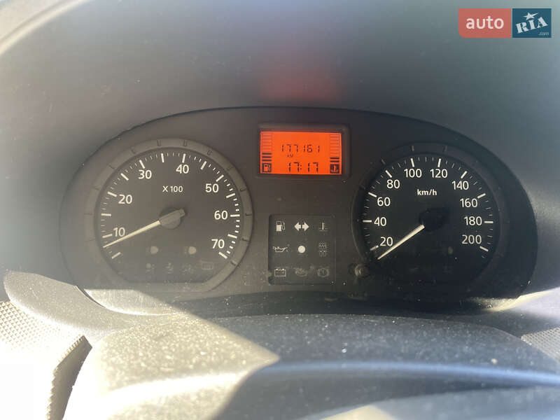Седан Dacia Logan 2008 в Львове
