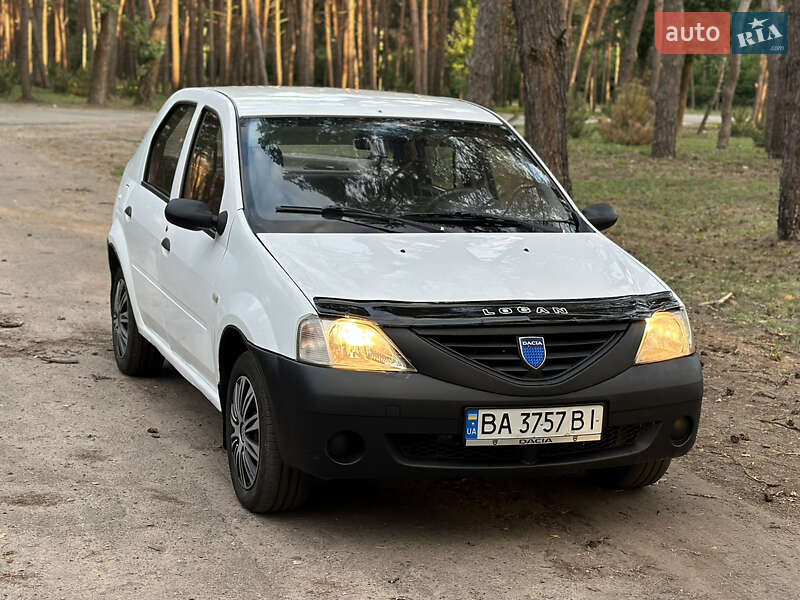 Dacia Logan 2006