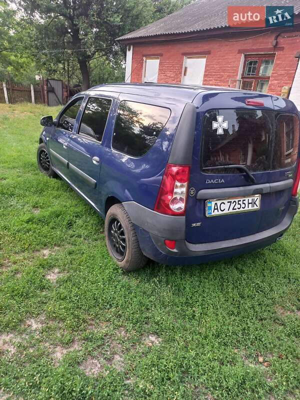 Седан Dacia Logan 2007 в Черкасах