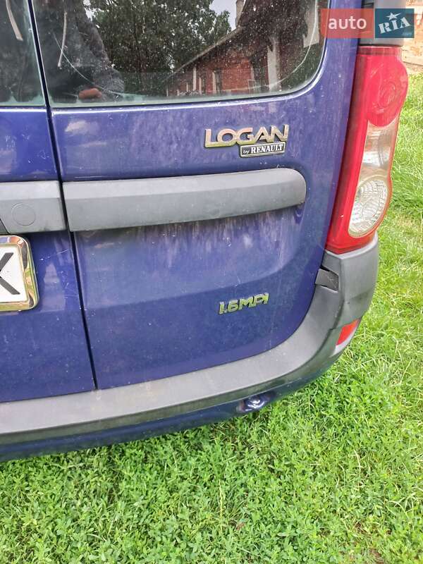 Седан Dacia Logan 2007 в Черкасах