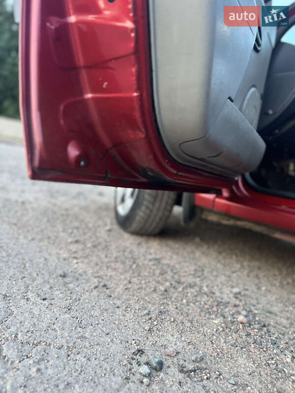 Седан Dacia Logan 2008 в Черкасах